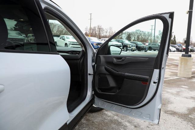Certified 2025 Ford Escape Active w/ Tech Pack #1 image 28