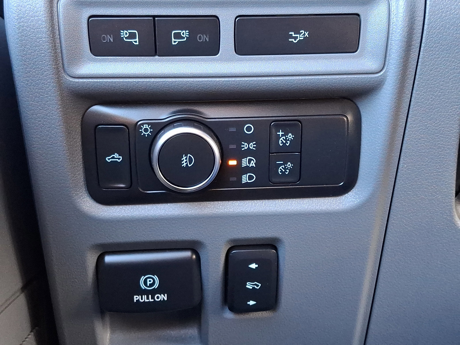 Certified 2022 Ford F150 XLT w/ Equipment Group 302A High image 27