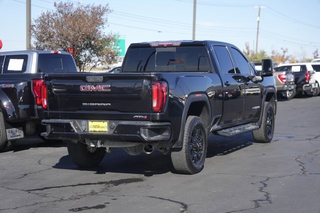 Used 2022 GMC Sierra 2500 AT4 w/ AT4 Preferred Package image 4