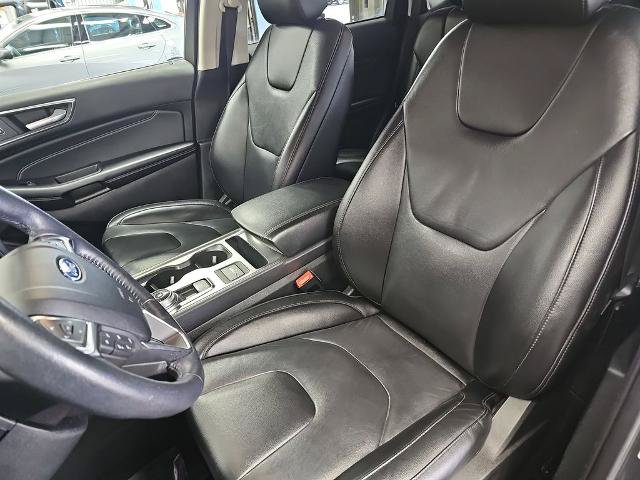 Certified 2022 Ford Edge Titanium AWD/4WD image 15