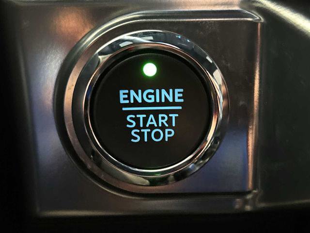 Certified 2023 Ford F150 Lariat w/ Equipment Group 502A High image 16