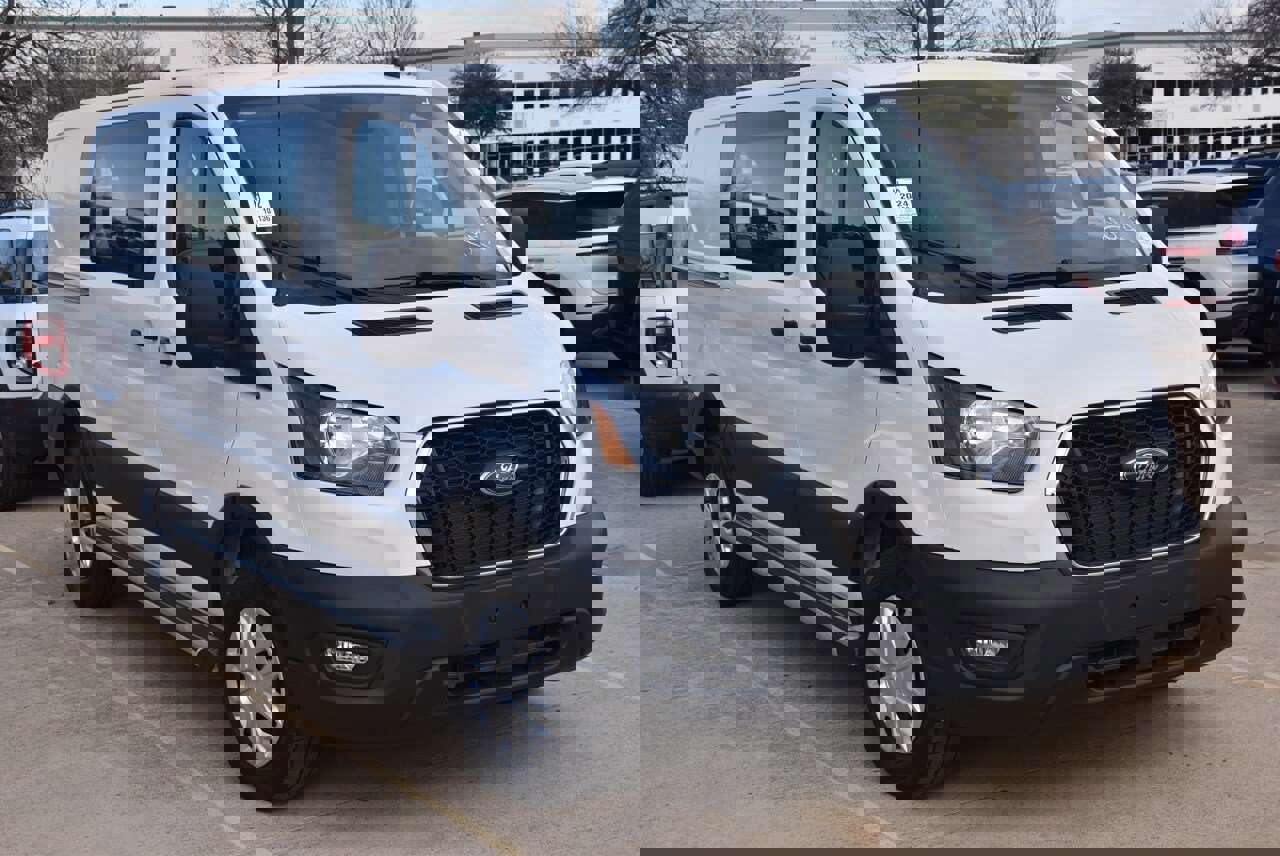 Certified 2024 Ford Transit 250 Low Roof w/ Exterior Upgrade Package image 7