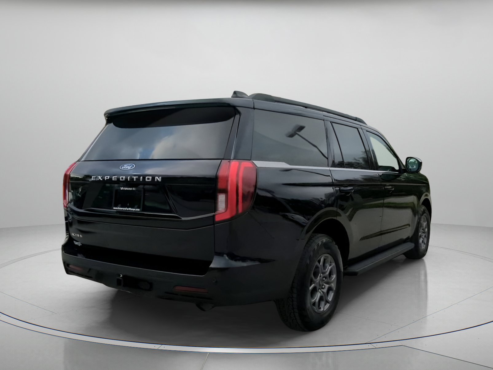 Certified 2025 Ford Expedition Active image 26