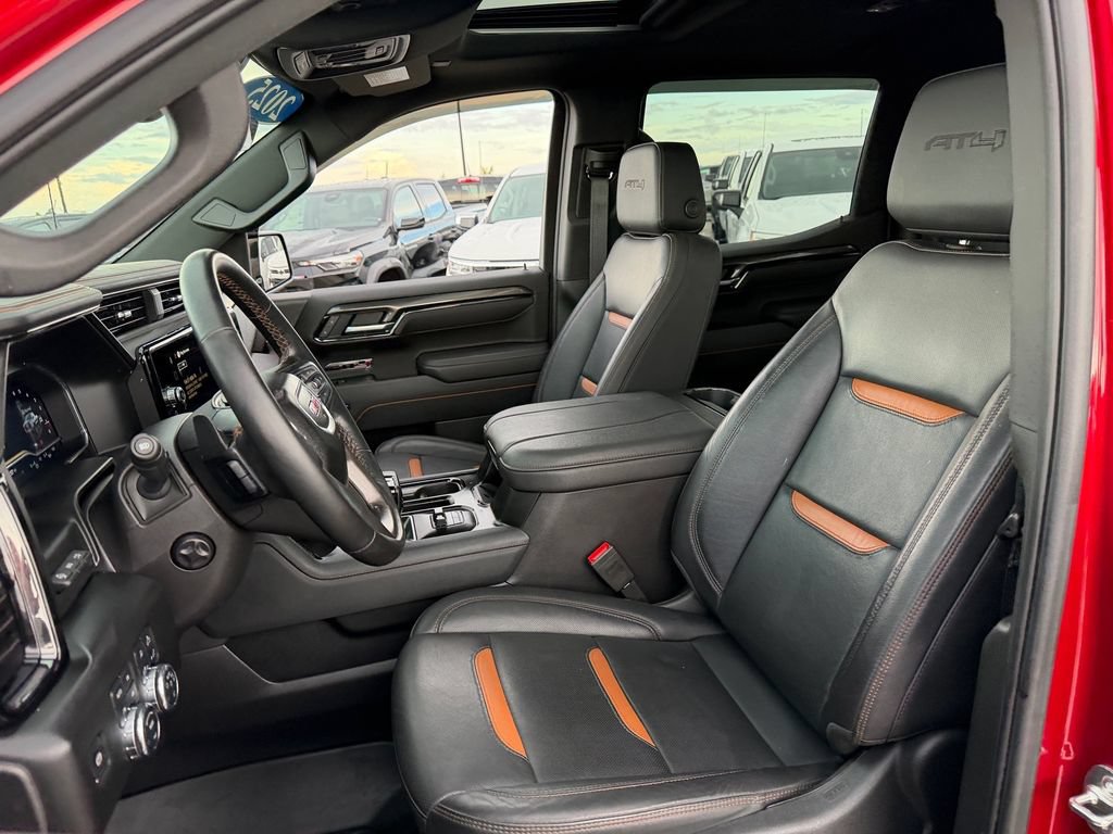 Used 2025 GMC Sierra 1500 AT4 w/ AT4 Premium Package AWD/4WD image 12