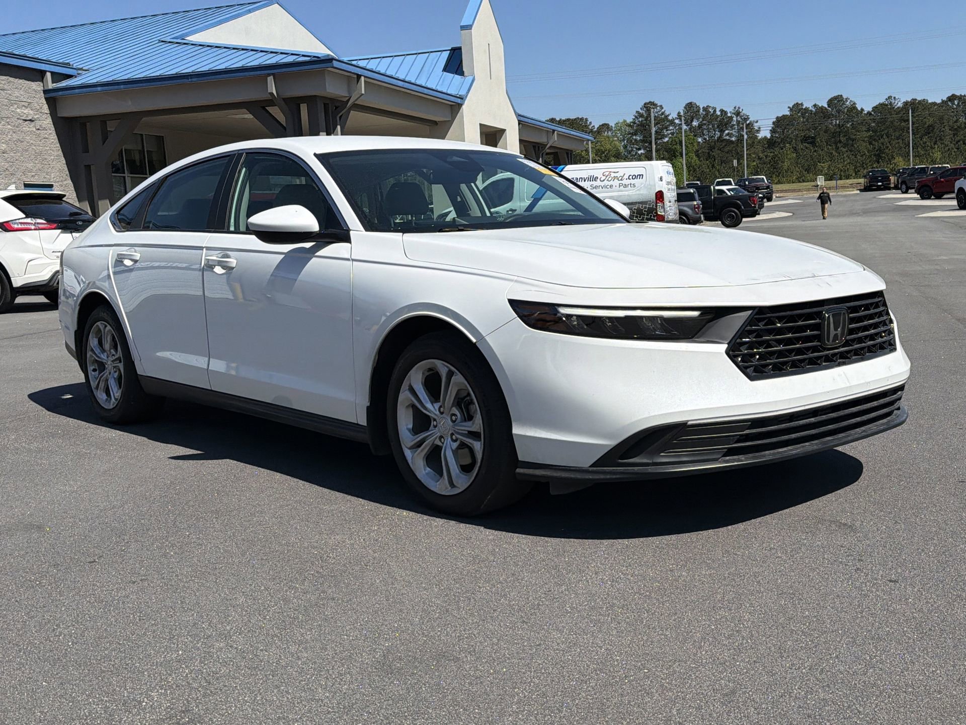 Used 2025 Honda Accord LX image 15