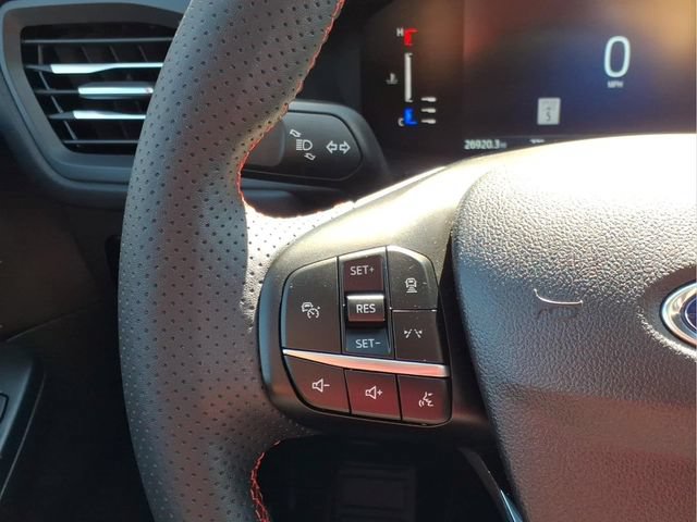 Certified 2023 Ford Escape ST-Line w/ Tech Pack #1 AWD/4WD image 19