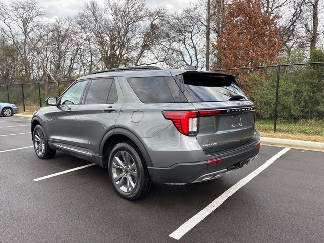 Certified 2025 Ford Explorer Active w/ Active Comfort Package image 3
