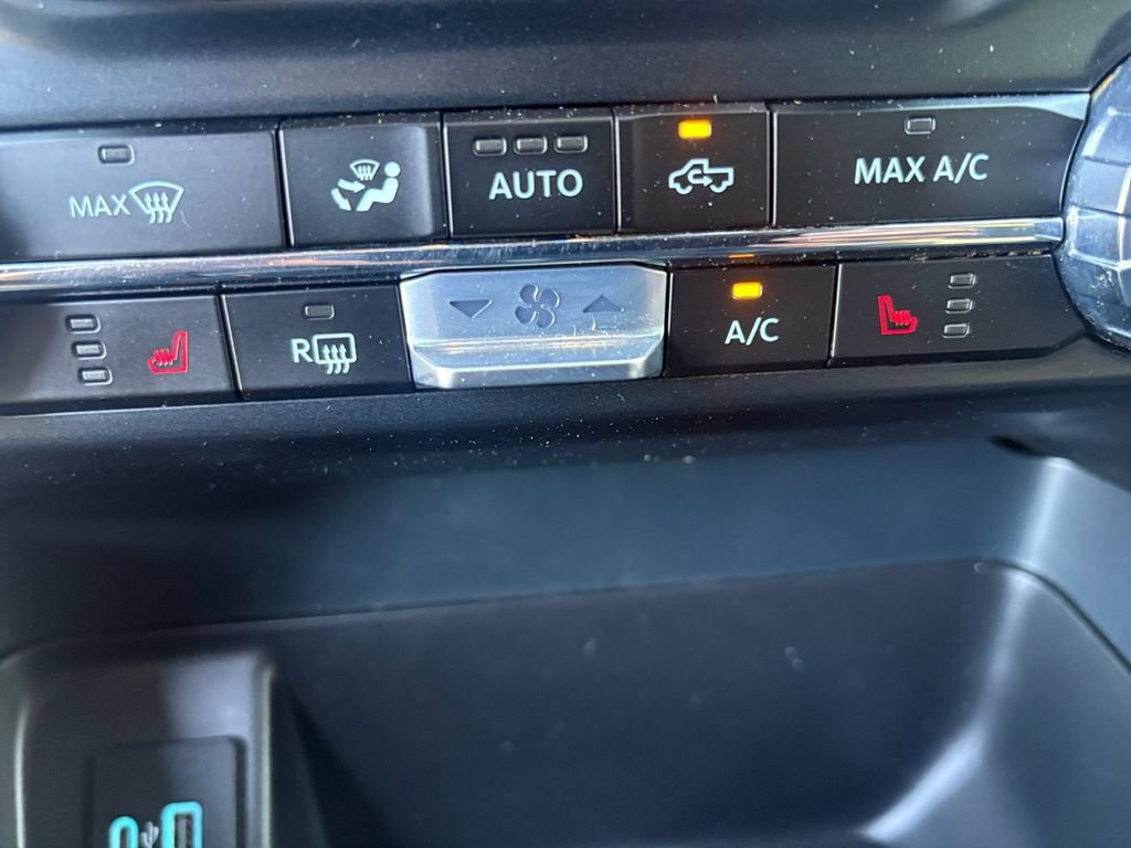 Certified 2024 Ford F150 XLT w/ Equipment Group 302A MID AWD/4WD image 19
