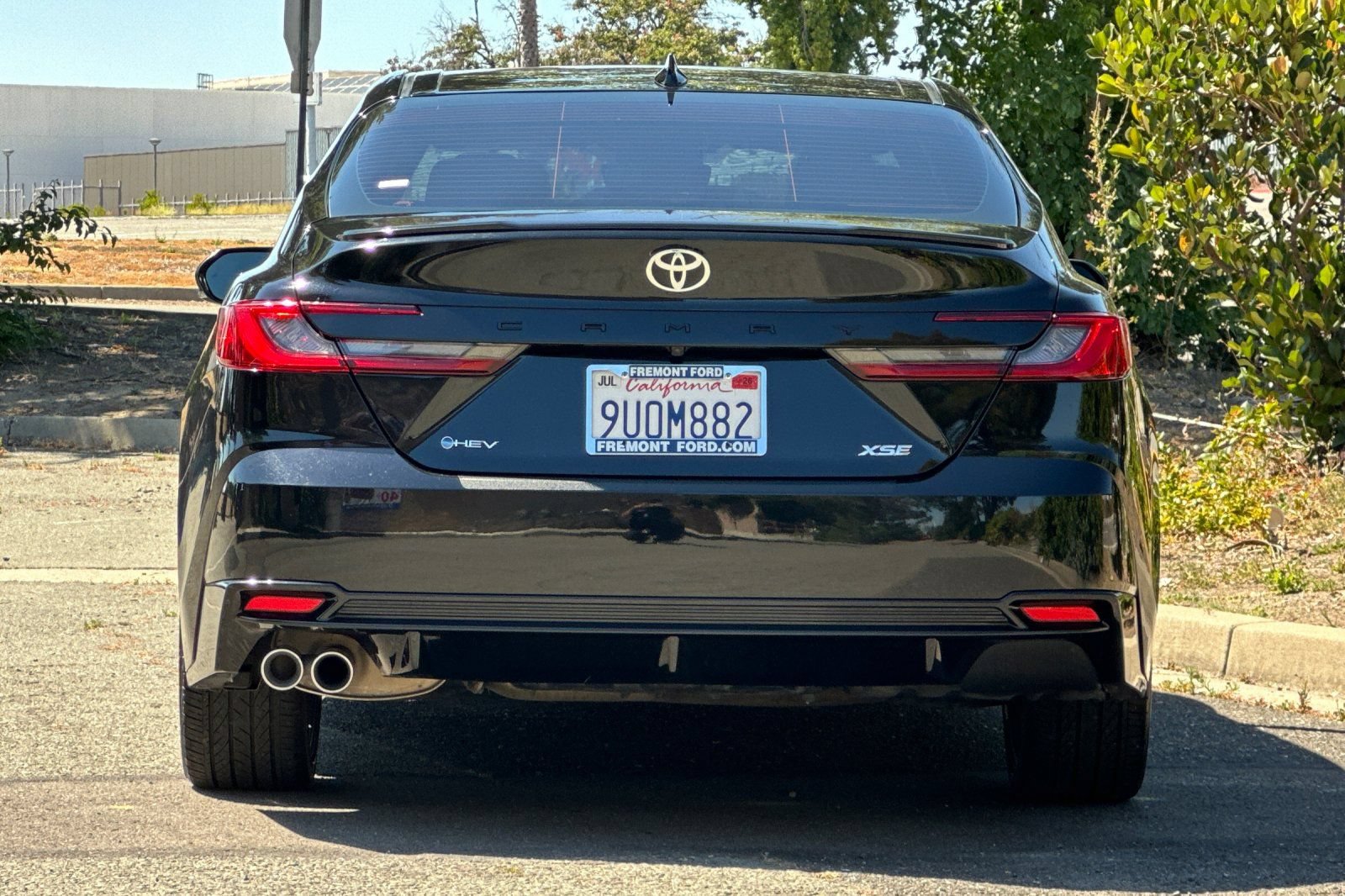 Used 2025 Toyota Camry XSE FWD image 4