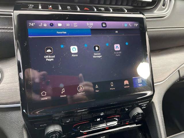 Used 2021 Jeep Grand Cherokee L Limited AWD/4WD image 30