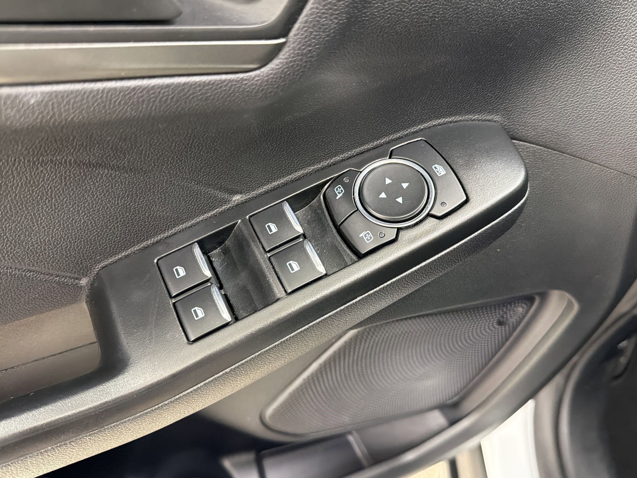 Certified 2025 Ford Escape Active AWD/4WD image 22