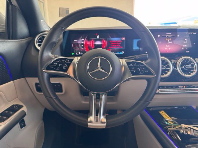 Used 2025 Mercedes-Benz GLA 250 image 15