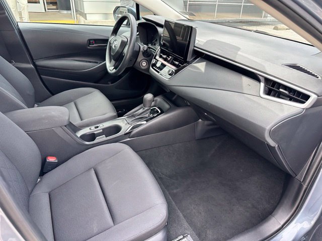Used 2025 Toyota Corolla LE FWD image 52