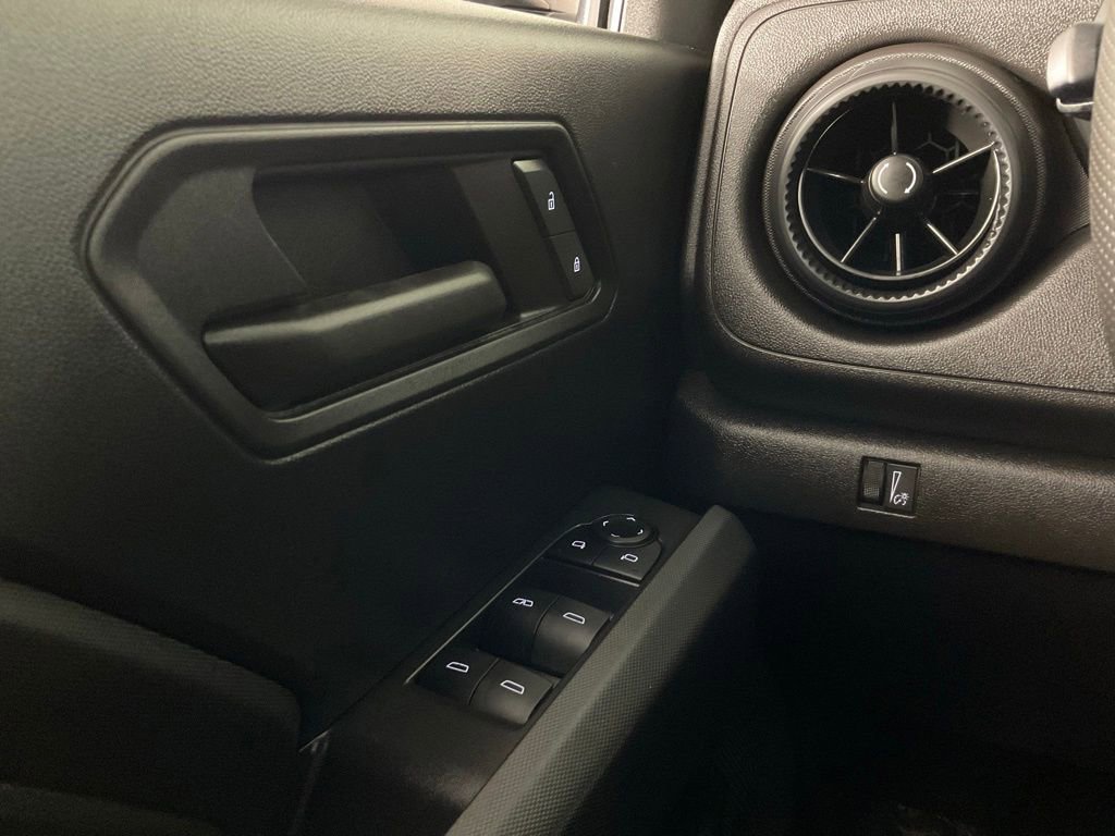 Used 2023 Chevrolet Colorado Trail Boss AWD/4WD image 19