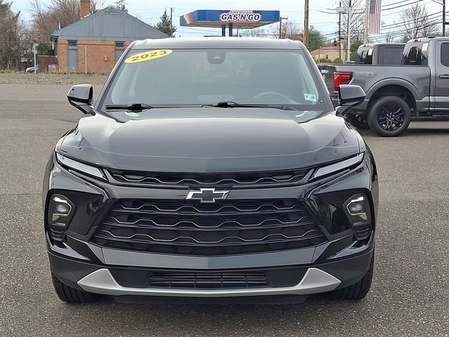 Used 2023 Chevrolet Blazer LT w/ Driver Confidence Package AWD/4WD image 2