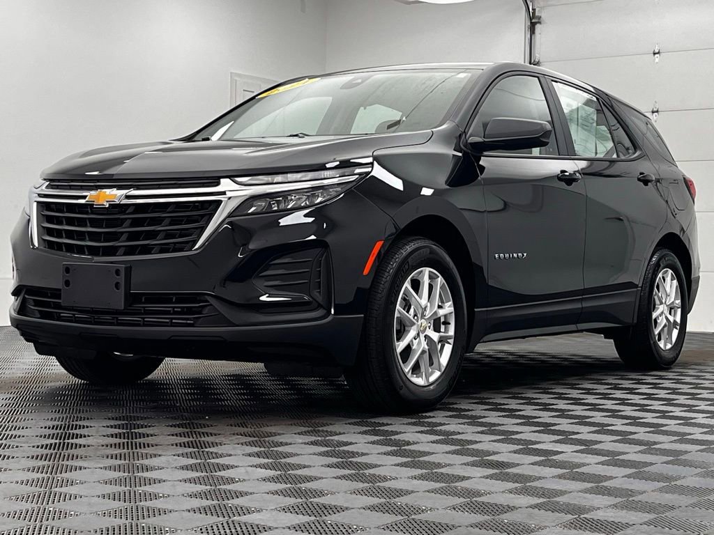 Used 2024 Chevrolet Equinox LS w/ LPO, Floor Liner Package image 7