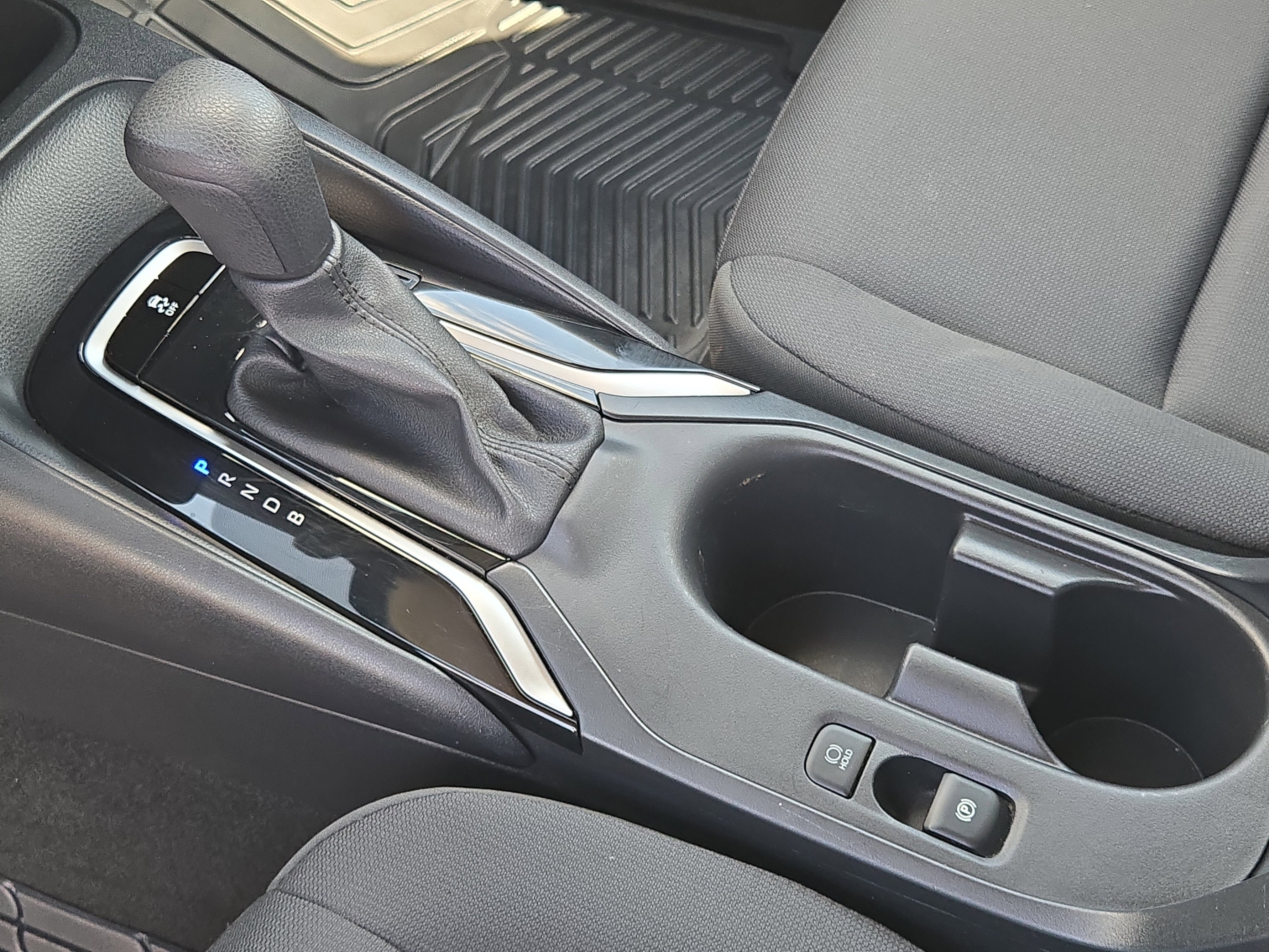 Used 2023 Toyota Corolla LE FWD image 28