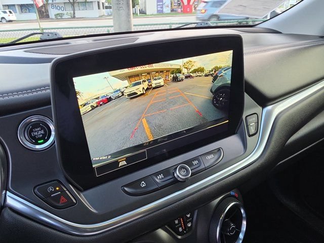Used 2024 Chevrolet Blazer LT FWD image 17