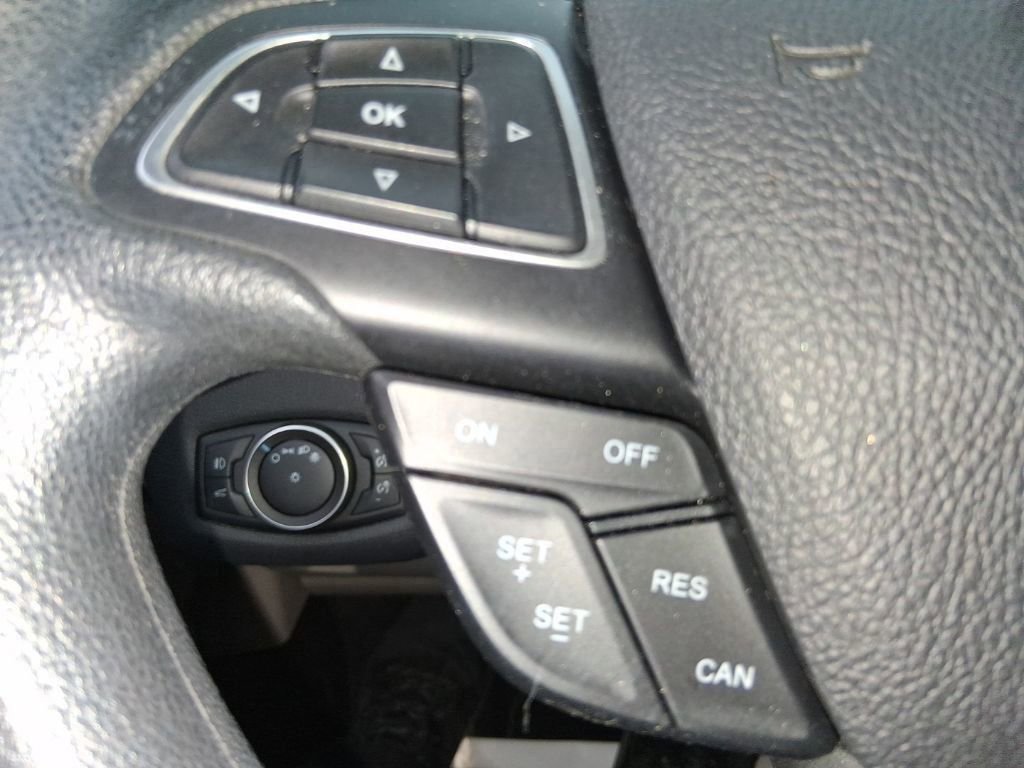 Certified 2018 Ford Escape SE image 22