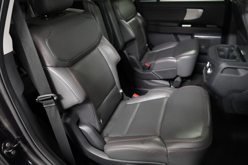 Certified 2025 Ford Expedition Active AWD/4WD image 23