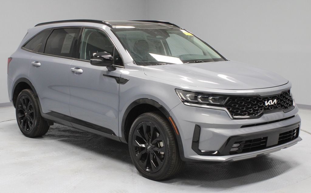 Used 2023 Kia Sorento SX