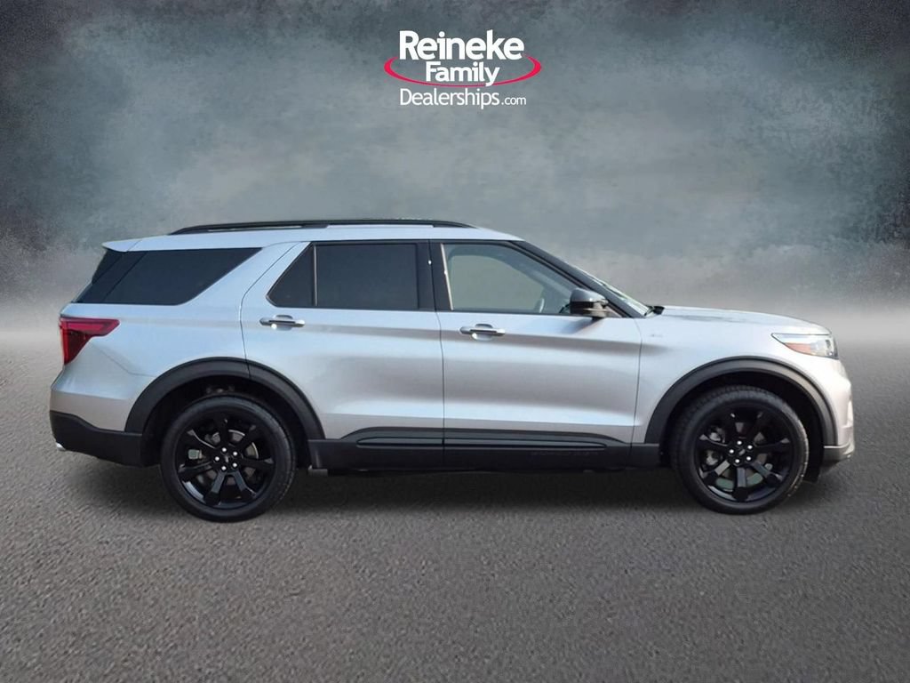 Certified 2023 Ford Explorer ST-Line w/ Class IV Trailer Tow Package AWD/4WD image 4