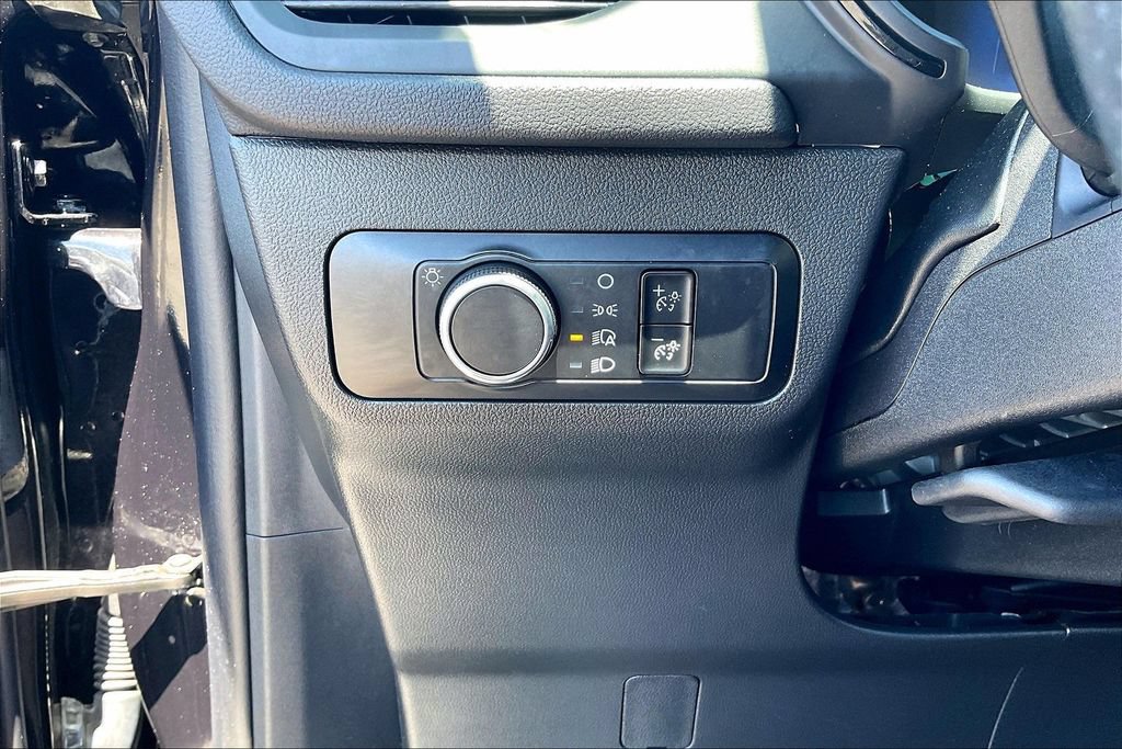 Certified 2025 Ford Escape ST-Line AWD/4WD image 37