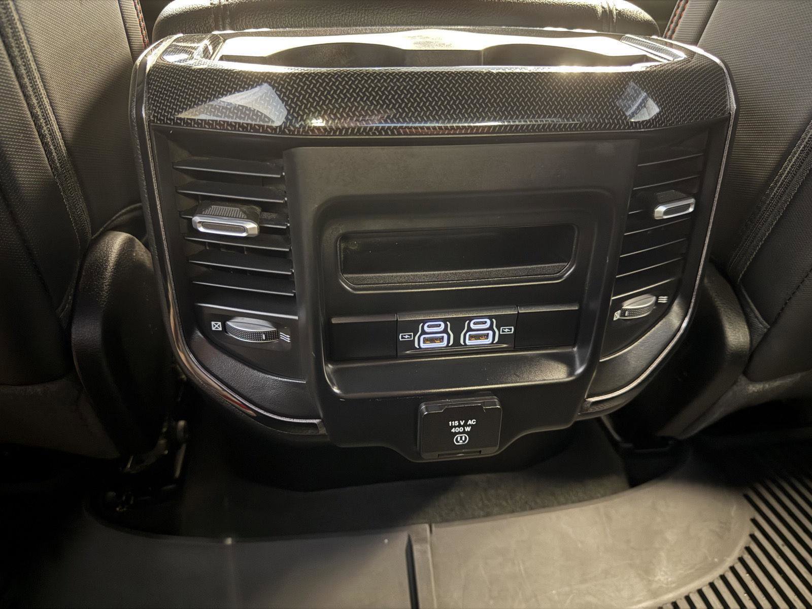 Used 2021 RAM 1500 Big Horn w/ Built-to-serve Edition image 27