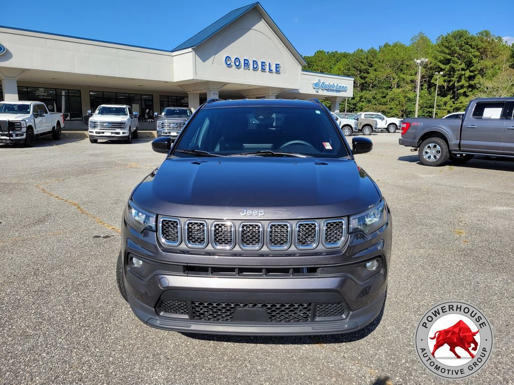 Used 2023 Jeep Compass Latitude AWD/4WD image 10