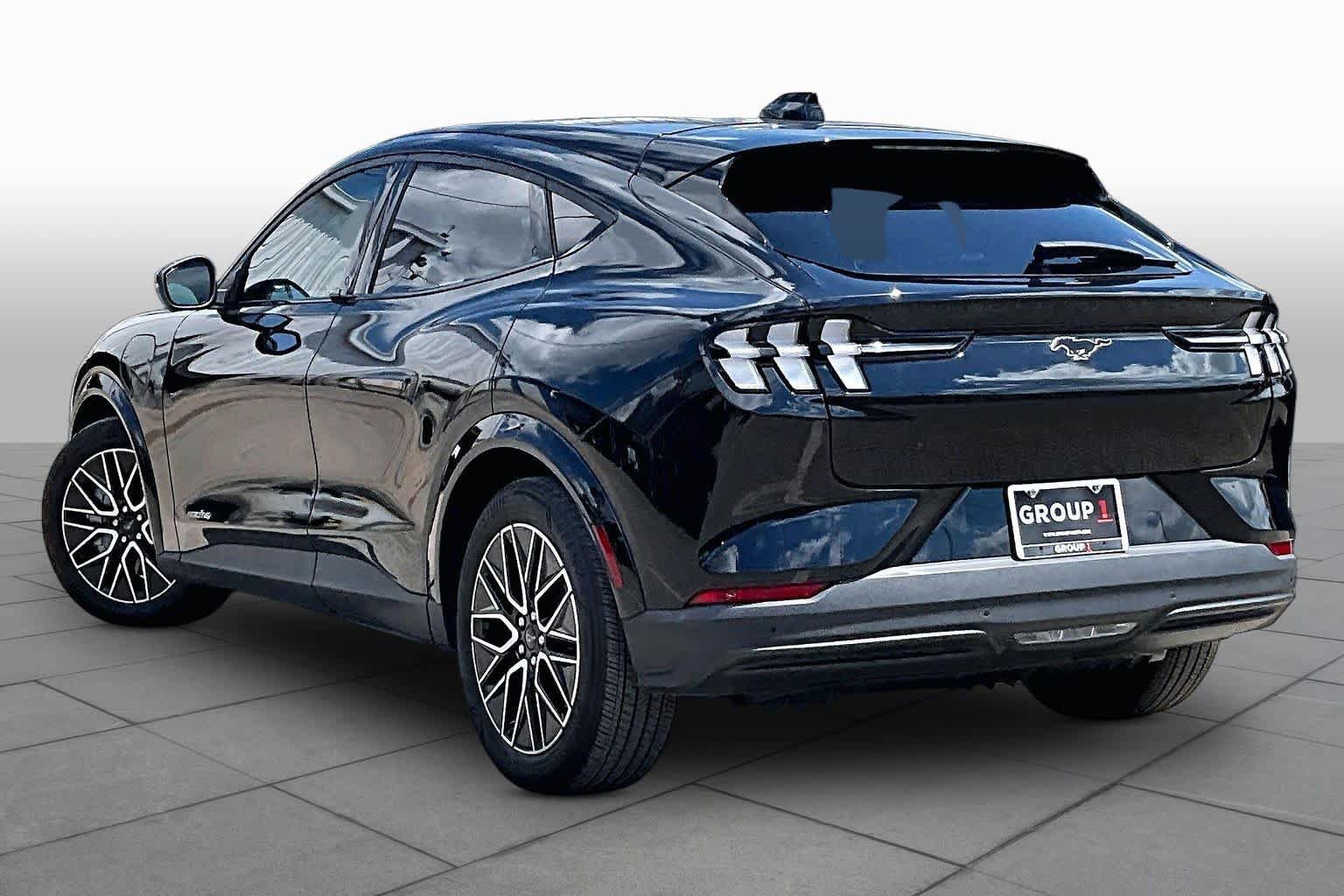 Certified 2025 Ford Mustang Mach-E Premium AWD/4WD image 11