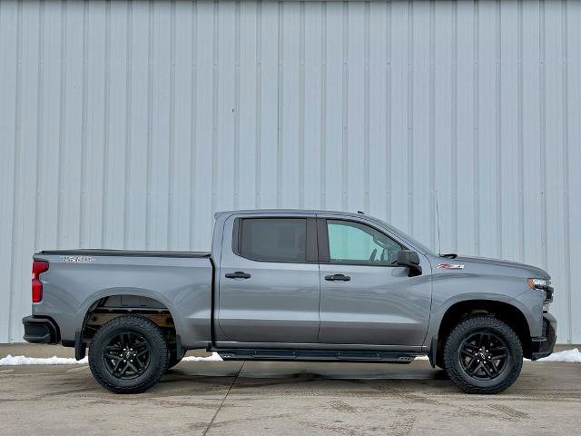 Used 2022 Chevrolet Silverado 1500 LT Trail Boss w/ LPO, Dark Essentials Package image 7