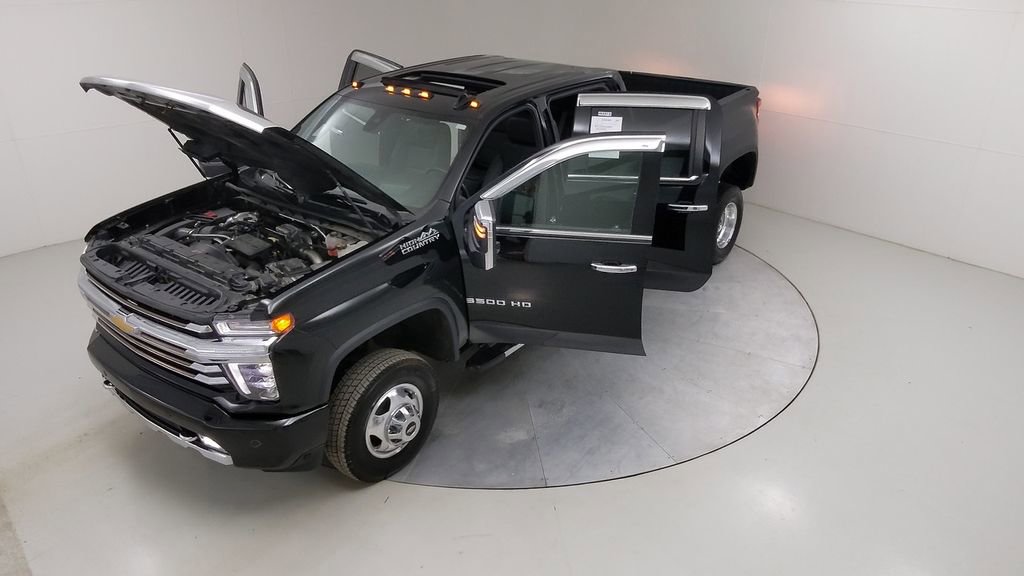 Used 2022 Chevrolet Silverado 3500 High Country image 60