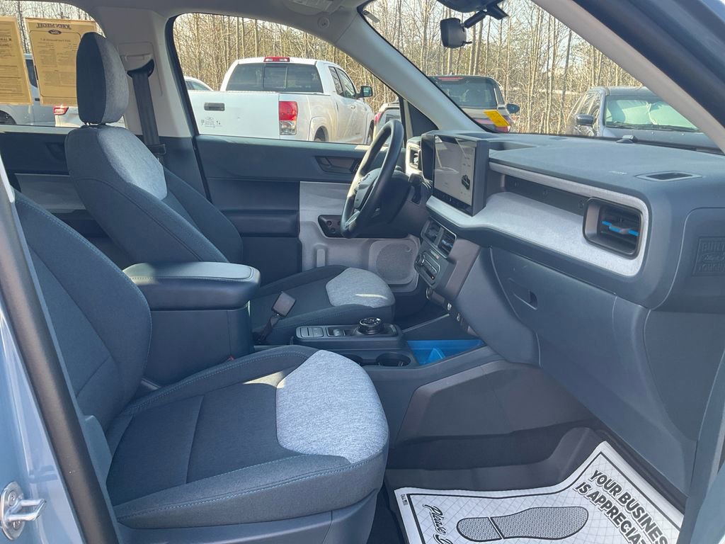 Certified 2025 Ford Maverick XLT w/ Equipment Group 302A image 12