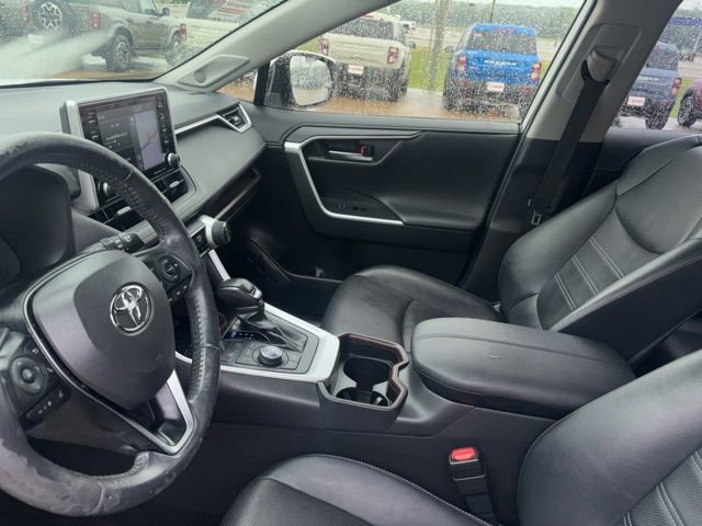 Used 2019 Toyota RAV4 Limited w/ Advanced Technology Package AWD/4WD image 15