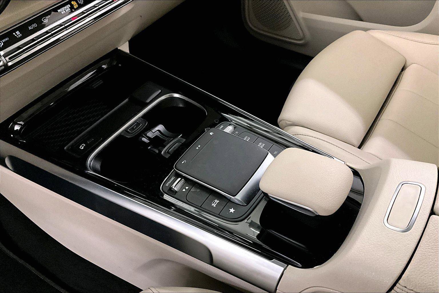 Used 2021 Mercedes-Benz GLB 250 4MATIC image 16