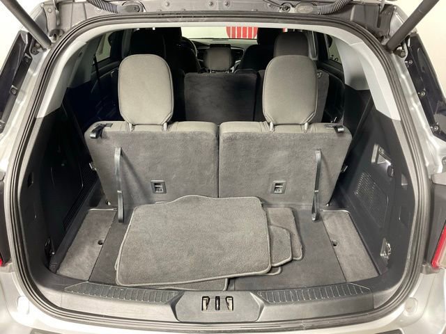 Certified 2022 Ford Explorer XLT image 11