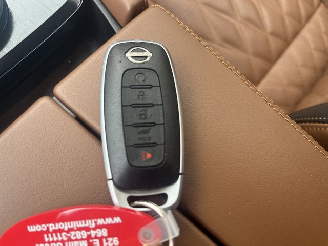 Used 2024 Nissan Rogue Platinum AWD/4WD image 14