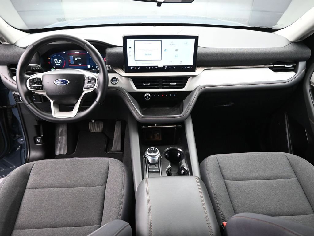 Certified 2025 Ford Explorer Active RWD image 49