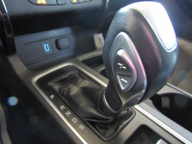 Certified 2019 Ford Escape Titanium AWD/4WD image 35