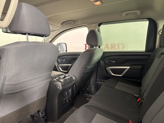 Used 2021 Nissan Titan SV w/ SV Convenience Package image 14