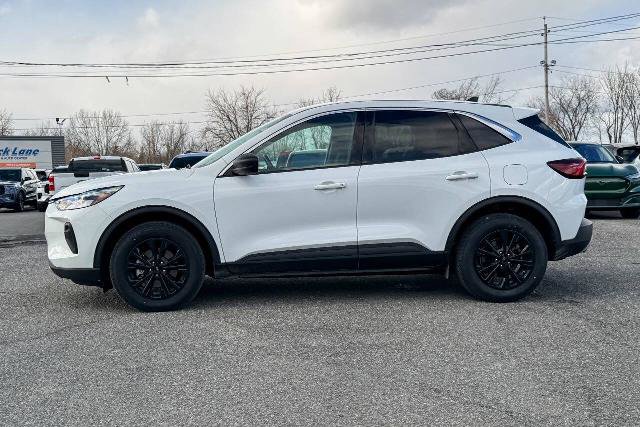 Certified 2023 Ford Escape Active AWD/4WD image 6