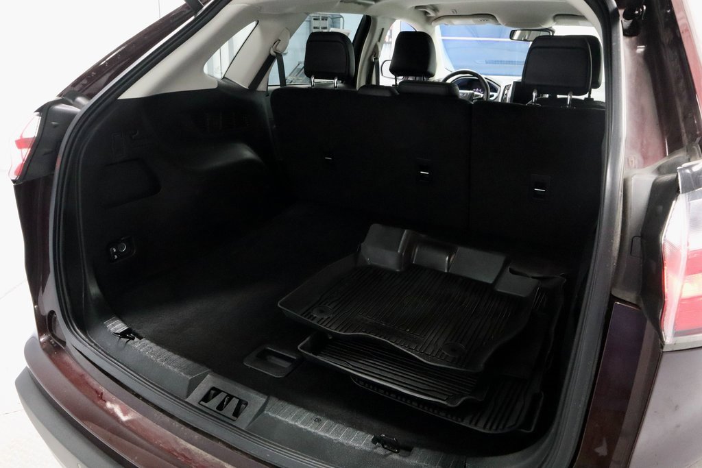 Certified 2024 Ford Edge SEL w/ Convenience Package image 19