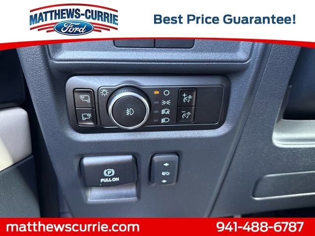 Certified 2024 Ford Expedition Platinum image 28