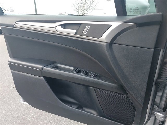 Certified 2020 Ford Fusion SE image 26