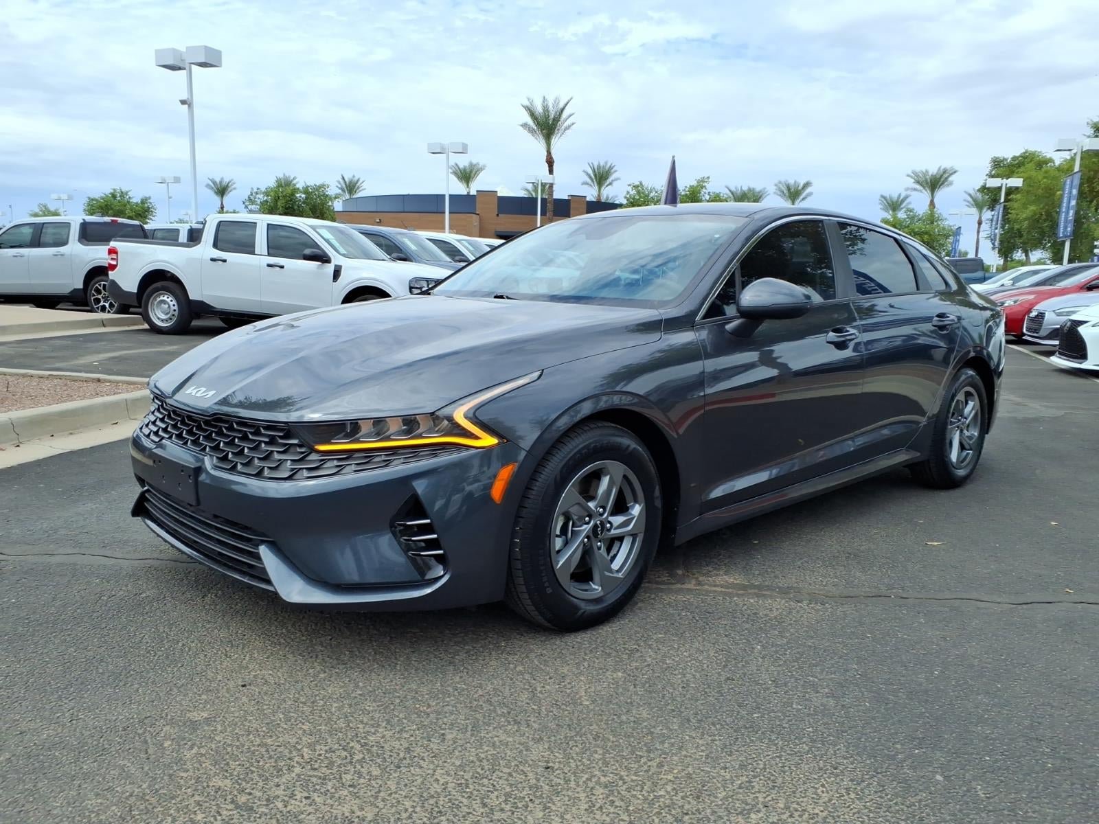 Used 2022 Kia K5 LXS FWD image 8