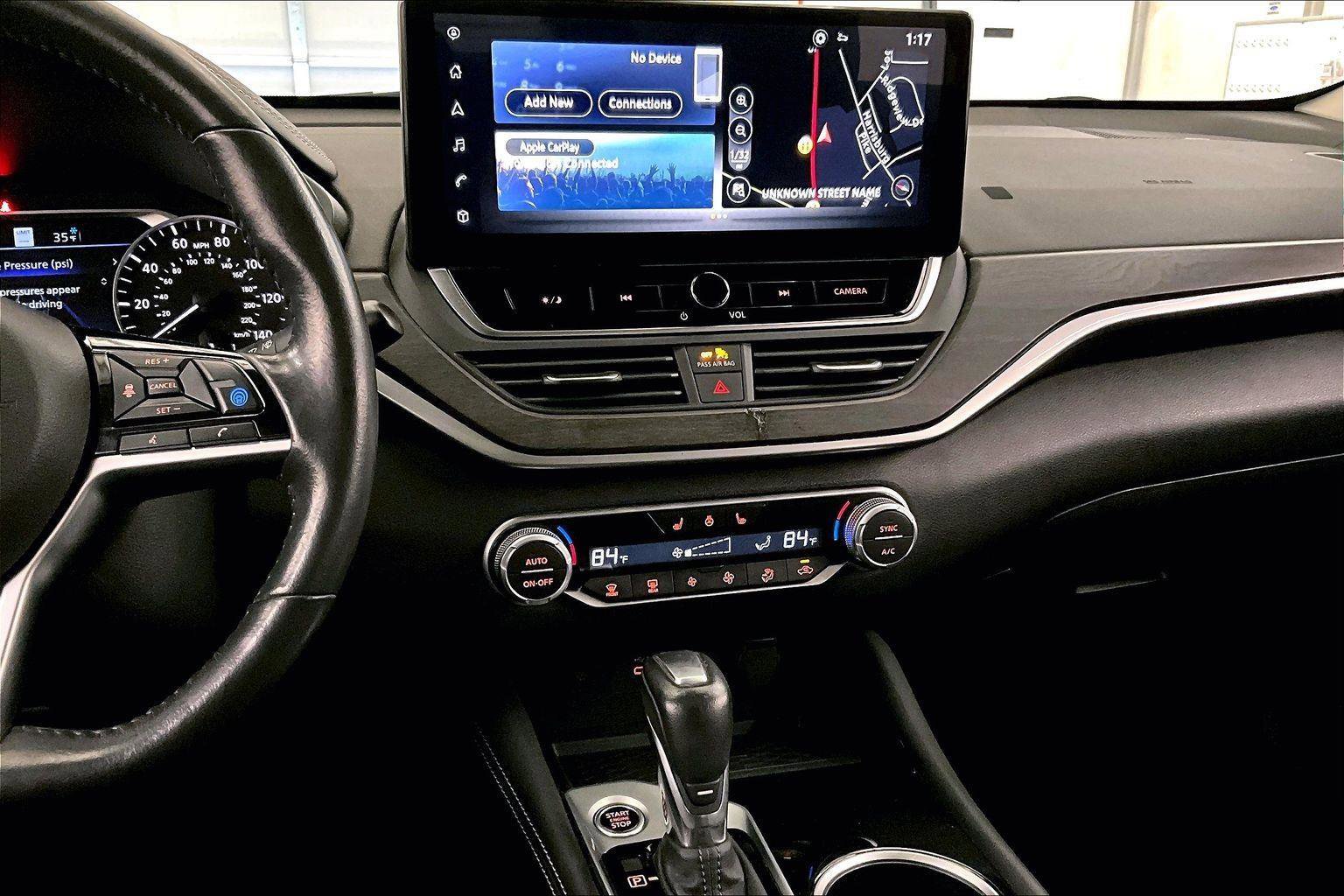 Used 2023 Nissan Altima 2.5 SL image 6