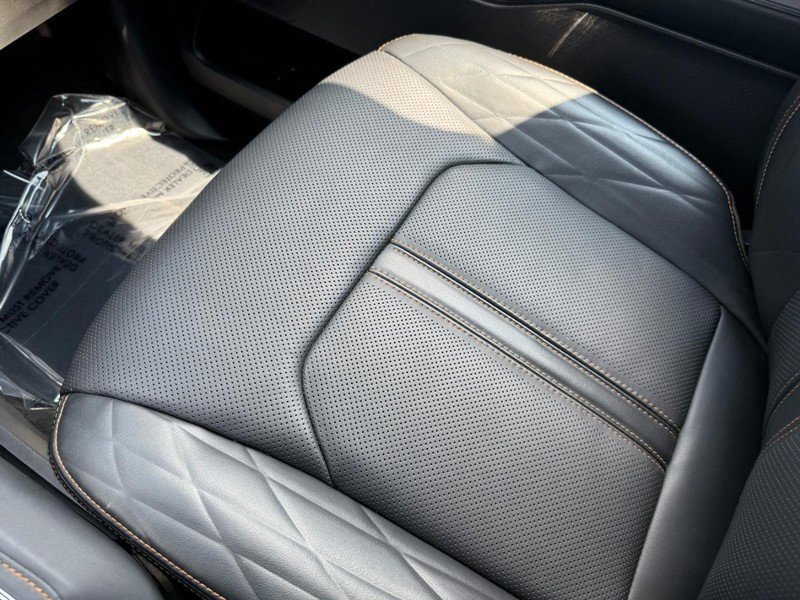 Certified 2024 Ford Expedition Max Platinum image 28