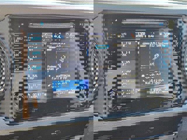 Used 2019 Toyota Tacoma TRD Off-Road w/ Technology Package image 14