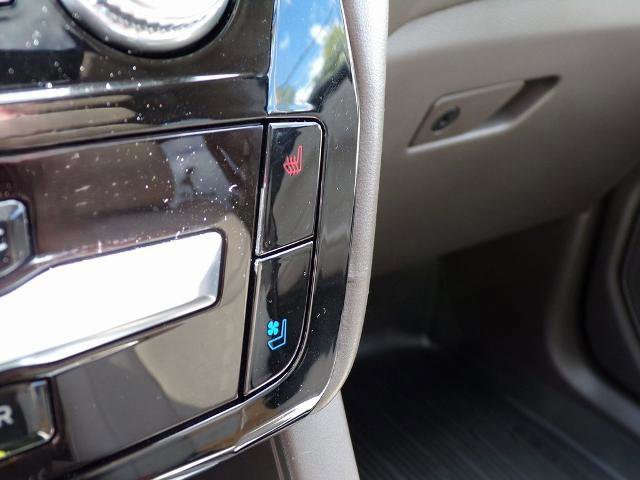 Certified 2022 Ford Explorer Platinum w/ Technology Package image 24