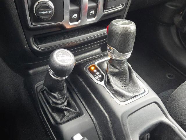 Used 2020 Jeep Wrangler Sport image 26
